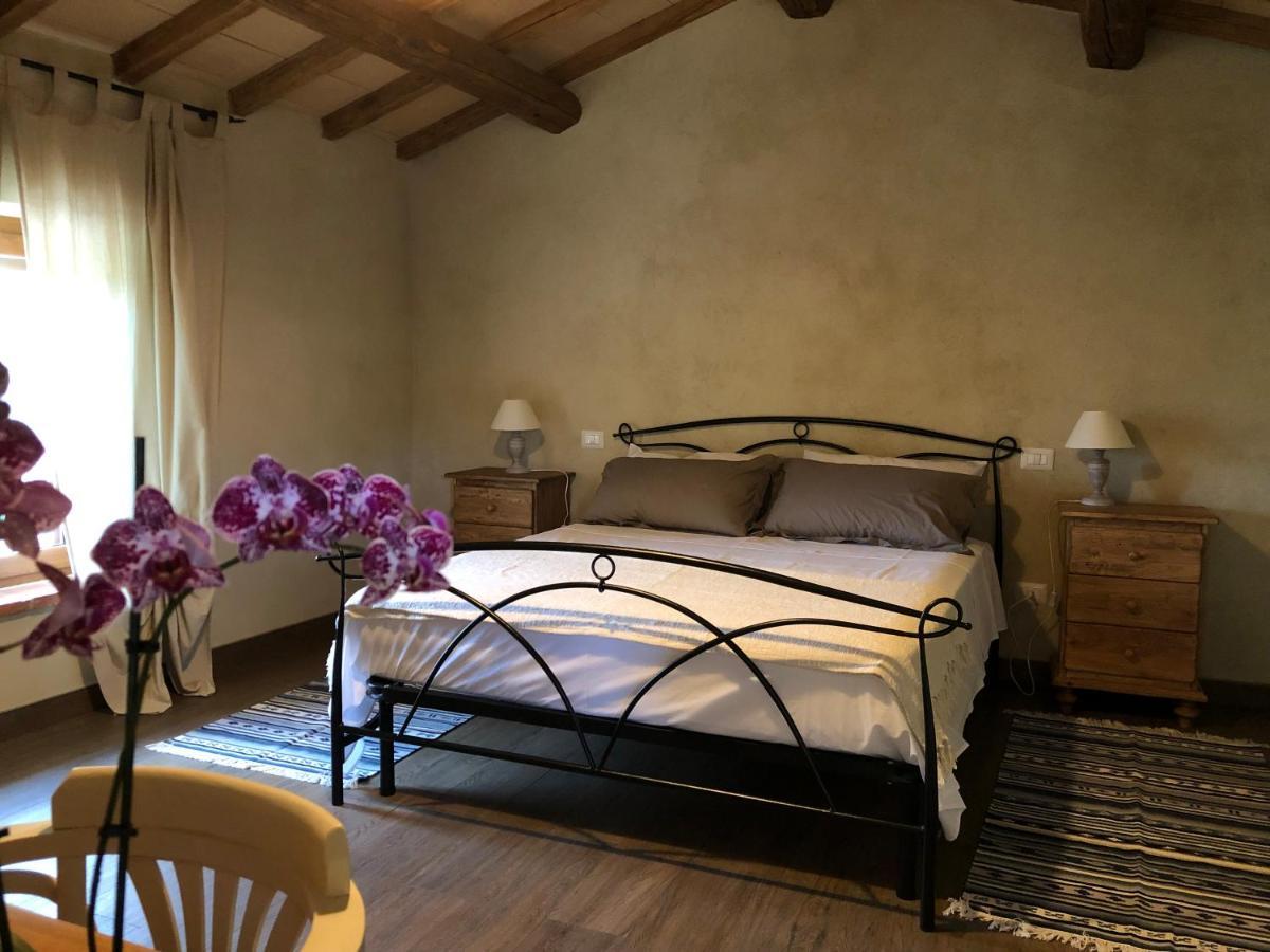 Tenuta Gambit Agriturismo Umbria Villa Monteleone dʼOrvieto Exterior foto